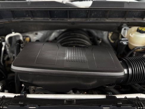 Used 2019 Chevrolet Silverado 1500 LT Trail Boss image 21