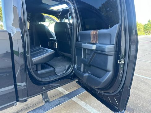 Used 2017 Ford F350 Platinum w/ Platinum Ultimate Package AWD/4WD image 22