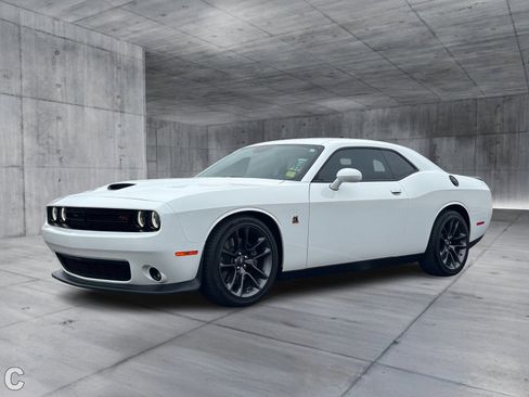 Used 2023 Dodge Challenger R/T Scat Pack image 2