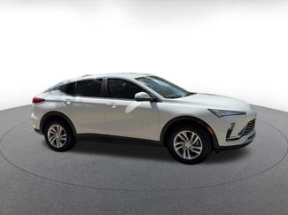 Used 2025 Buick Envista Preferred FWD video 2