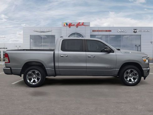 Used 2022 RAM 1500 Lone Star AWD/4WD image 6