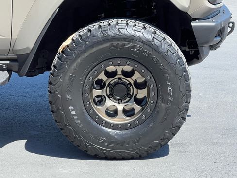 Used 2025 Ford Bronco Raptor AWD/4WD image 12
