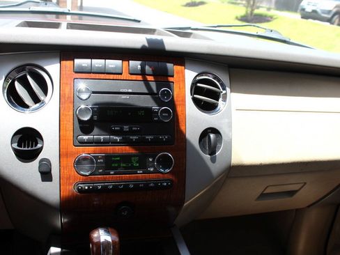 Used 2009 Ford Expedition Eddie Bauer RWD image 9