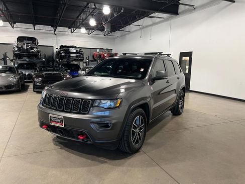 Used 2018 Jeep Grand Cherokee Trailhawk image 7