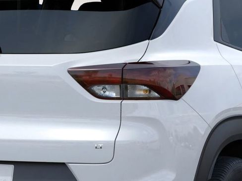 New 2026 Chevrolet TrailBlazer LT w/ LT Cold Weather Package AWD/4WD image 11