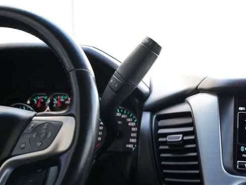 Used 2020 GMC Yukon SLT w/ Premium Edition image 14