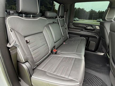 Used 2025 GMC Sierra 2500 AT4X w/ AT4X AEV Edition AWD/4WD image 16