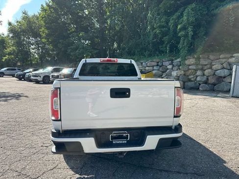 Used 2022 GMC Canyon Elevation Standard w/ Convenience Package AWD/4WD image 4