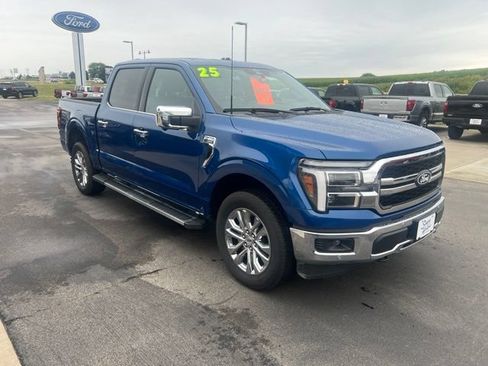 Used 2025 Ford F150 Lariat w/ Equipment Group 502A High AWD/4WD image 3