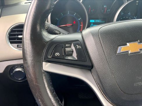 Used 2014 Chevrolet Cruze LT FWD image 23