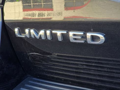 Used 2021 Ford Expedition Limited image 31