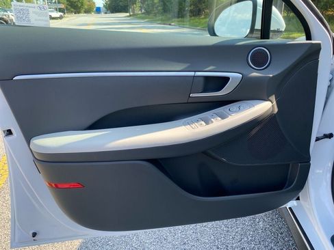 New 2025 Hyundai Sonata SE image 9