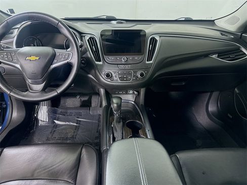 Used 2024 Chevrolet Malibu LT image 18