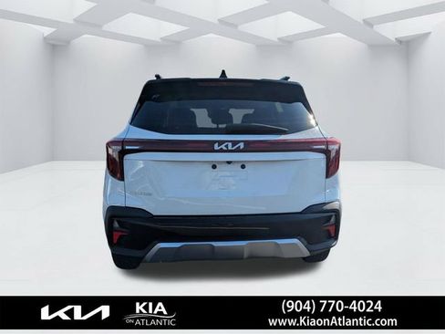 Used 2024 Kia Seltos S FWD image 4