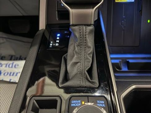 Used 2023 Toyota Tundra Limited image 29