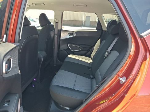 Certified 2023 Kia Soul LX w/ Option Group 015 FWD image 11