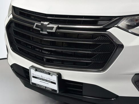 Used 2021 Chevrolet Traverse Premier w/ Redline Edition FWD image 13