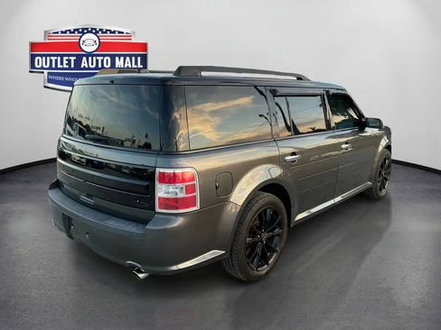Used 2019 Ford Flex SEL w/ Equipment Group 202A image 3