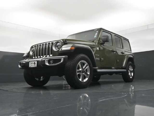 Used 2022 Jeep Wrangler Unlimited Sahara w/ LED Lighting Group AWD/4WD image 20