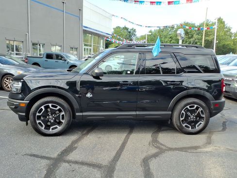 Certified 2023 Ford Bronco Sport Outer Banks w/ Tech Package AWD/4WD image 5