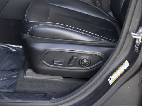 Used 2021 Jeep Grand Cherokee L Limited image 23