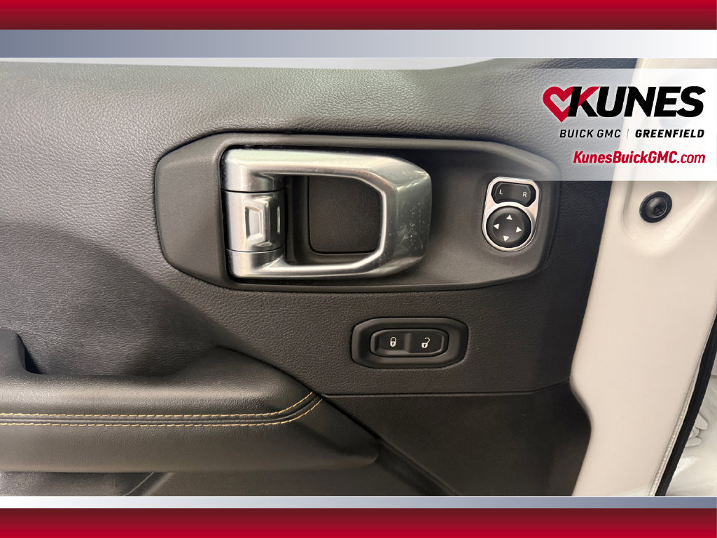 Used 2024 Jeep Wrangler Unlimited Sahara AWD/4WD image 20
