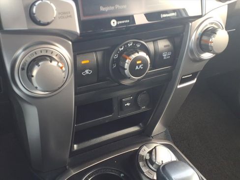 Used 2024 Toyota 4Runner SR5 image 28