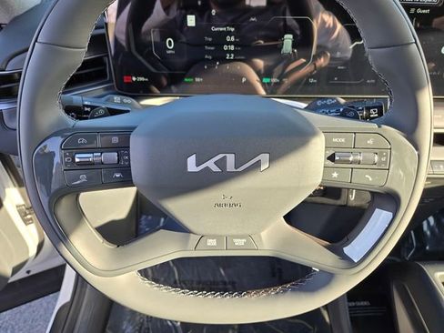 New 2026 Kia EV9 Wind AWD/4WD image 21