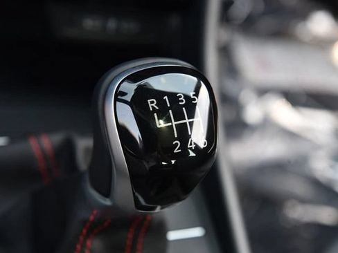 New 2026 Volkswagen Jetta GLI Autobahn FWD image 18