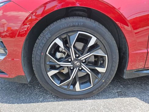 Used 2025 Hyundai Sonata SEL FWD image 28