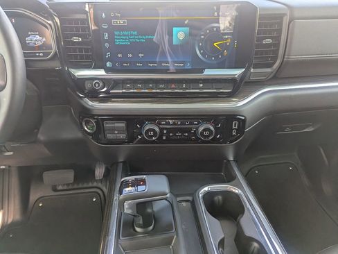 Certified 2025 Chevrolet Silverado 1500 RST w/ Convenience Package II image 13