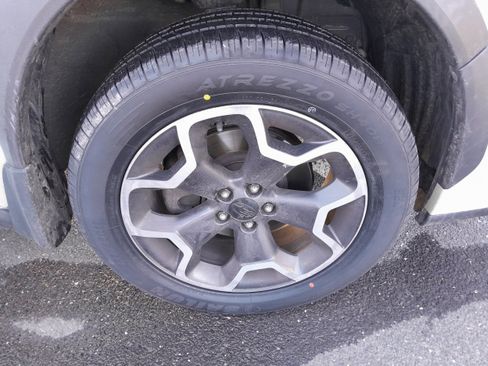 Used 2013 Subaru Crosstrek 2.0i Limited image 37