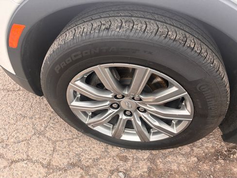 Used 2020 Cadillac XT4 Premium Luxury w/ Driver Awareness Package image 9