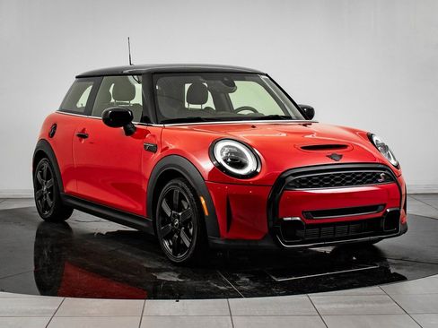 Used 2023 MINI Cooper S image 5