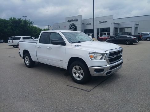 Used 2022 RAM 1500 Big Horn AWD/4WD image 2
