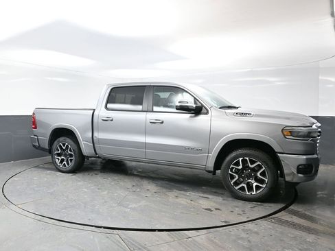 Used 2025 RAM 1500 Laramie image 5