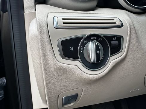 Certified 2021 Mercedes-Benz C 300 4MATIC Sedan image 35