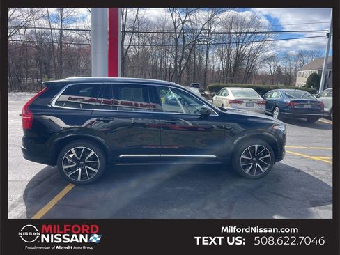 Used 2023 Volvo XC90 B6 Plus w/ Protection Package Premier image 6