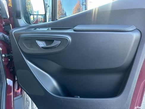 Used 2026 Mercedes-Benz Sprinter 2500 image 18