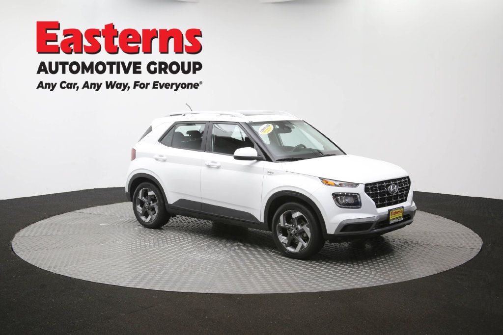 Used 2025 Hyundai Venue SEL FWD image 53