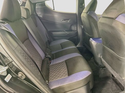 Used 2020 Toyota C-HR XLE FWD image 20
