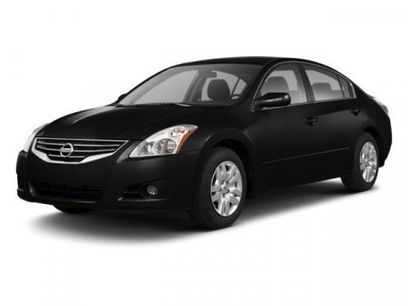 Used 2010 Nissan Altima 3.5 SR w/ Premium Pkg