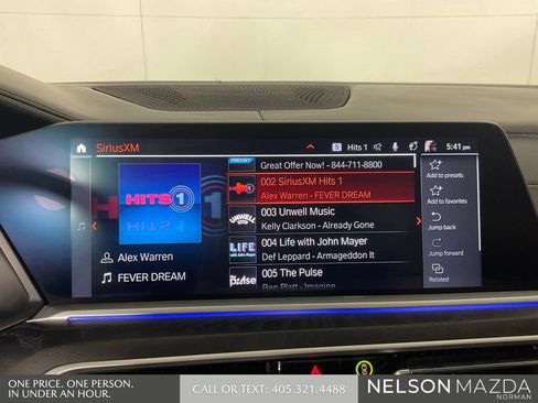 Used 2022 BMW X7 M50i w/ Luxury Seating Package AWD/4WD image 39