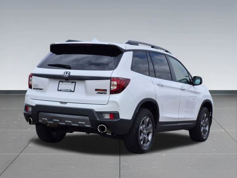 Used 2024 Honda Passport TrailSport image 9