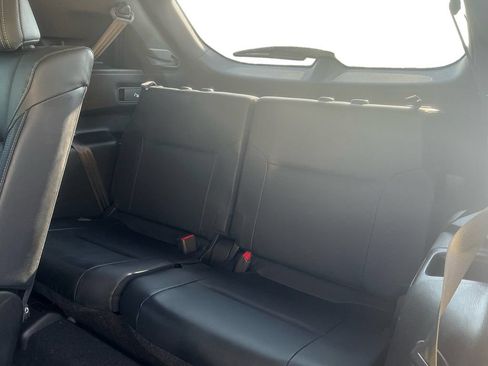 Used 2023 Mitsubishi Outlander SEL FWD image 21