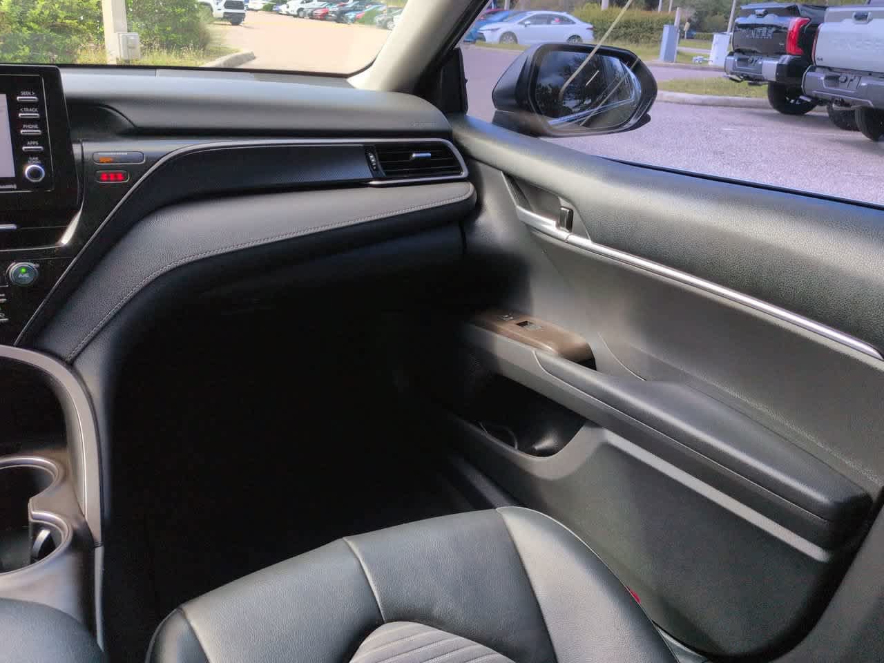 Certified 2021 Toyota Camry SE FWD image 16