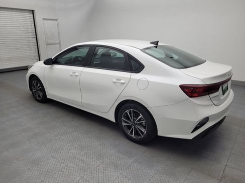 Used 2024 Kia Forte LXS FWD image 3