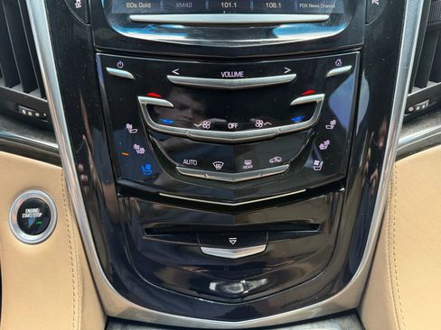 Used 2019 Cadillac Escalade Platinum image 27