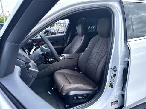 Used 2024 BMW i5 eDrive40i w/ M Sport Package RWD image 21