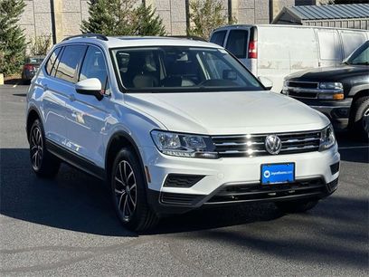 Used 2021 Volkswagen Tiguan SE w/ Panoramic Sunroof Package